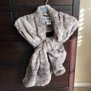 Faux fur cozy scarf!